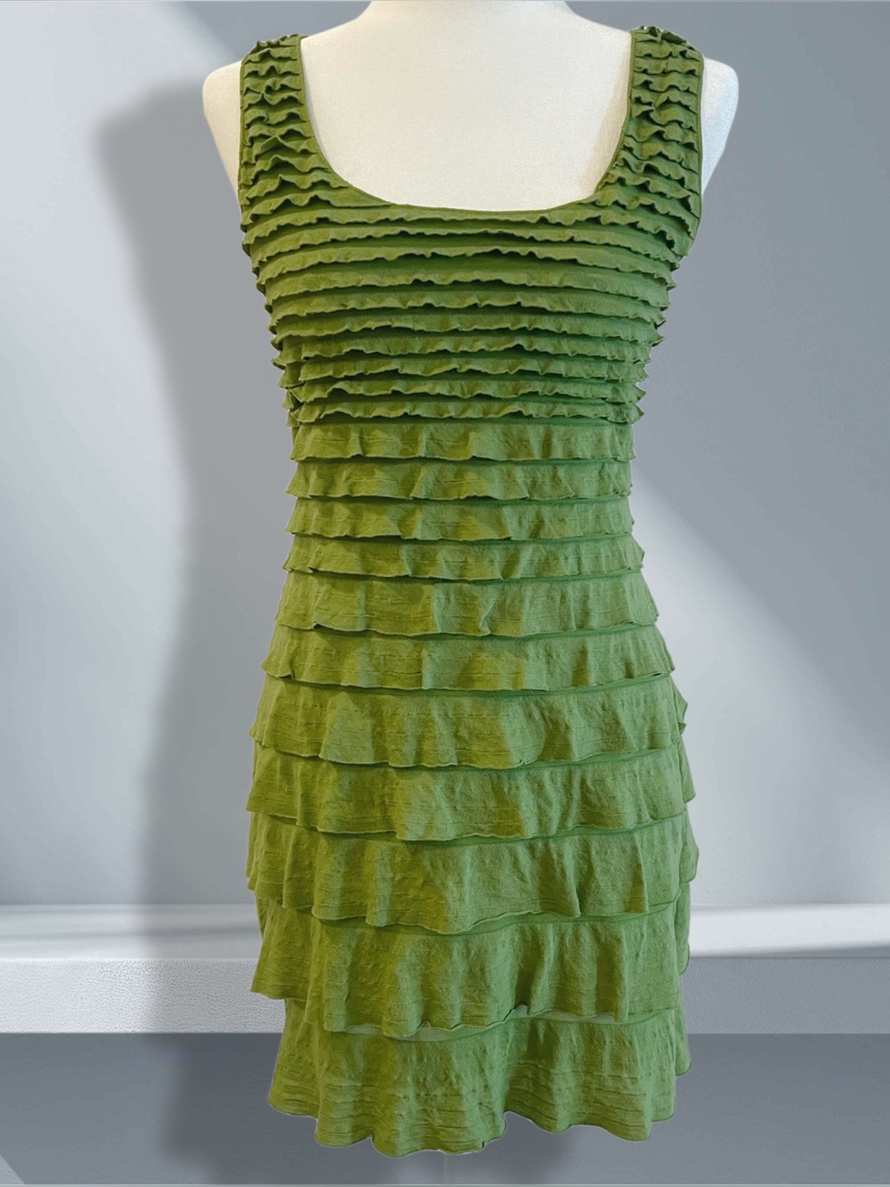 NWT Max Studio Green Ruffle Tiers Knit Stretch Tank Dress Scoop Neck Knee M